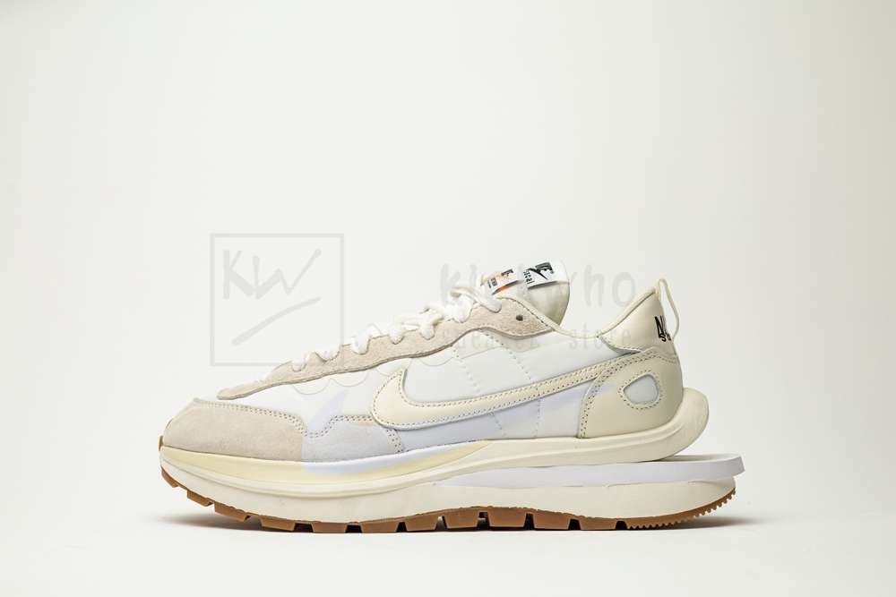 KickWho Sacai x VaporWaffle 'Sail Gum' Godkiller - Image 3