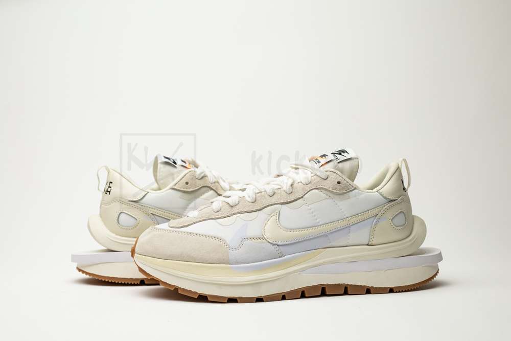 KickWho Sacai x VaporWaffle 'Sail Gum' Godkiller - Image 4