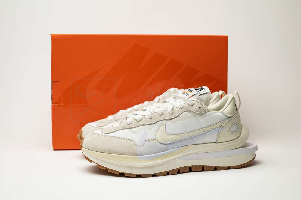 KickWho Sacai x VaporWaffle 'Sail Gum' Godkiller - Image 5