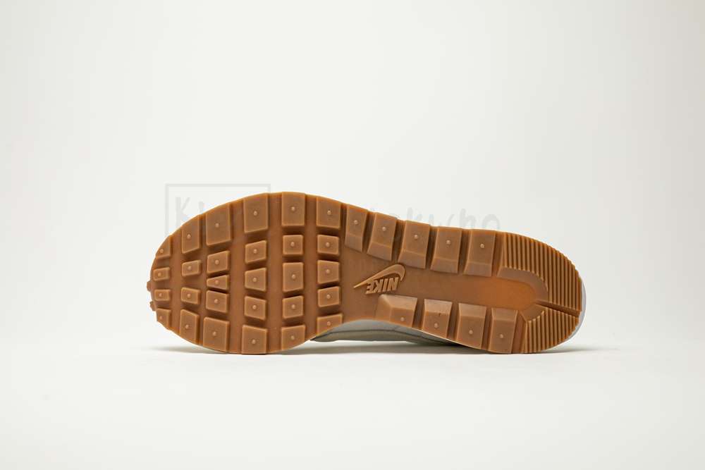 KickWho Sacai x VaporWaffle 'Sail Gum' Godkiller - Image 6