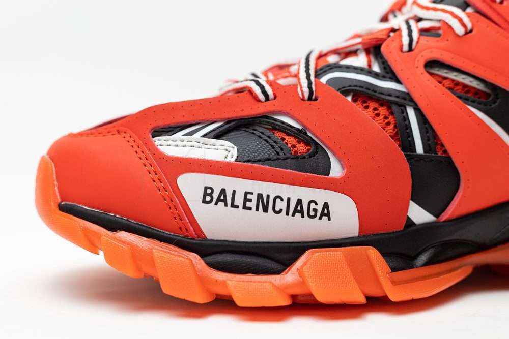 Kickwho Balenciaga Track Sneaker 'Clear Sole - Red' - Image 8