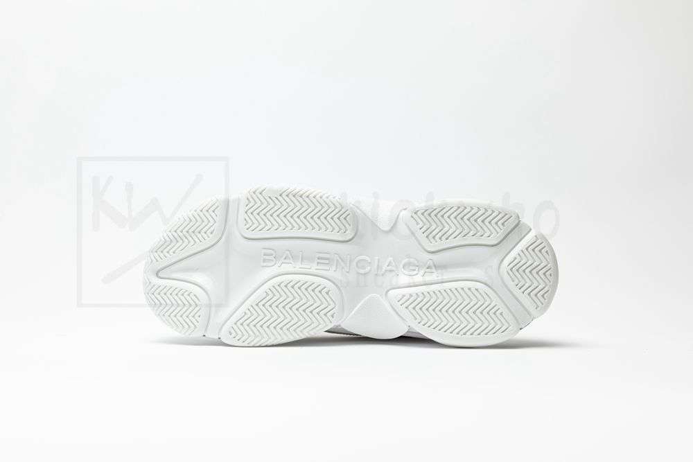 Kickwho Balenciaga Wmns Triple S Sneaker 'White' - Image 4