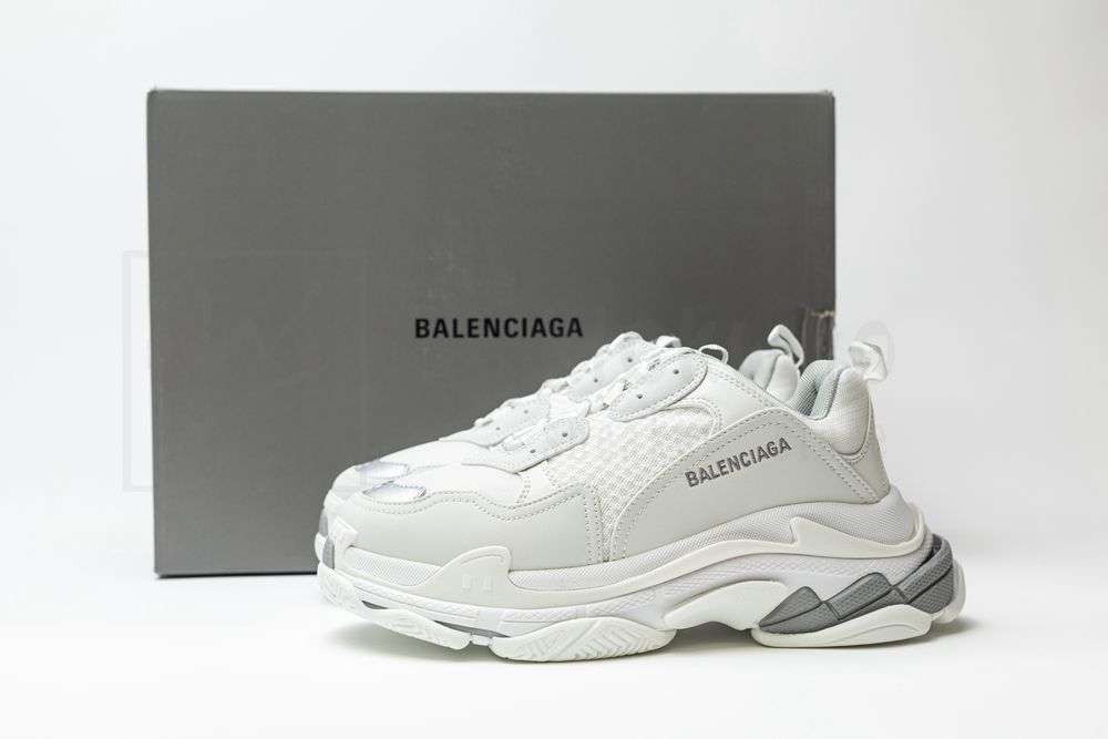 Kickwho Balenciaga Wmns Triple S Sneaker 'White' - Image 5