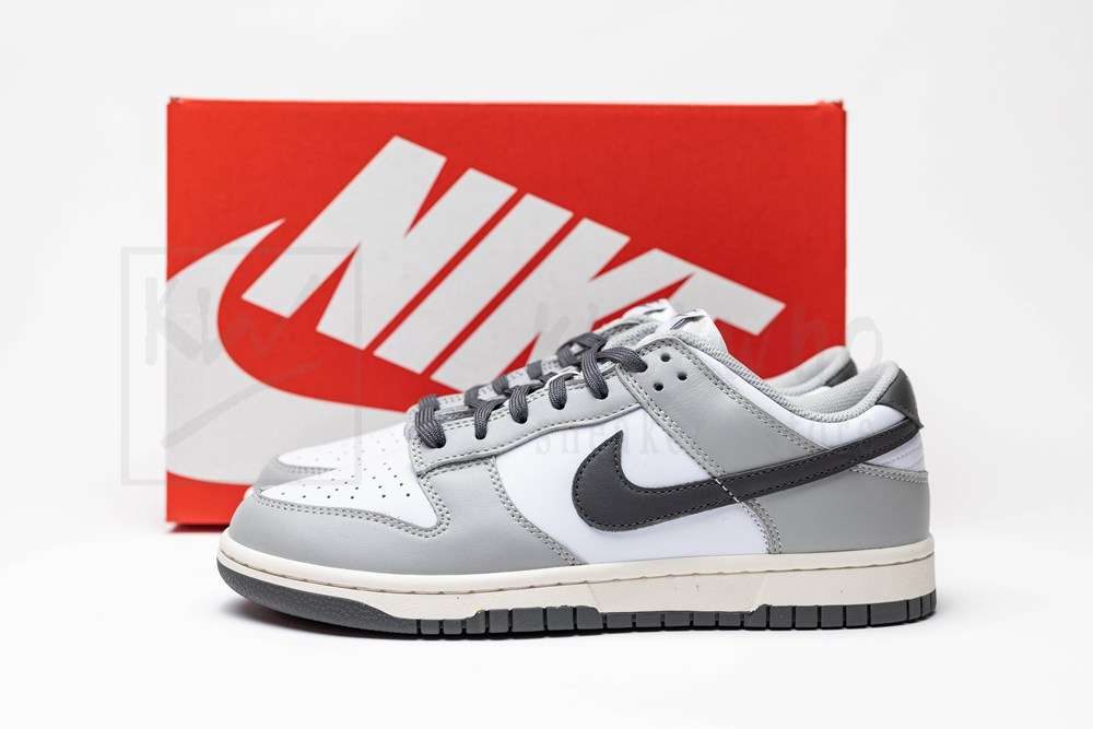 KICKWHO Wmns Dunk Low 'Light Smoke Grey' - Image 5