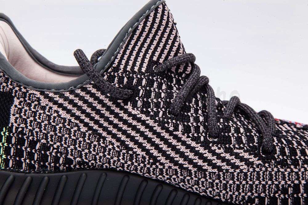 KickWho Yeezy Boost 350 V2 "Yecheil" Non-Reflective Godkiller FW5190 - Image 6