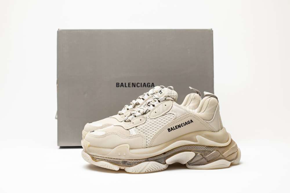 Kickwho Balenciaga Triple S Trainer 'Clear Sole' - Image 5