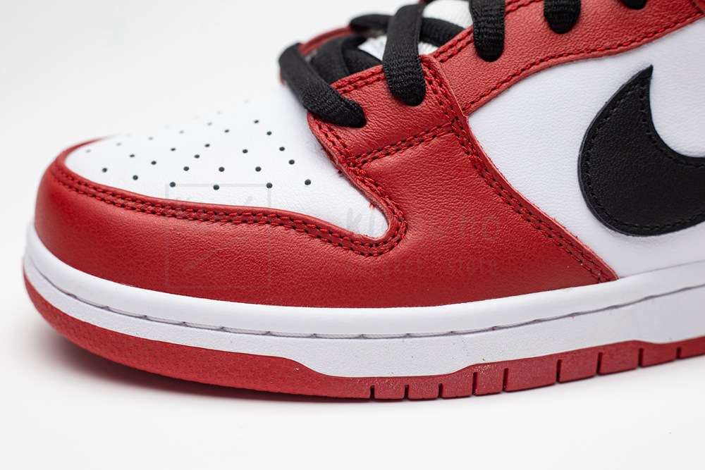 KICKWHO Dunk Low SB 'J-Pack Chicago' Godkiller BQ6817 600 - Image 7