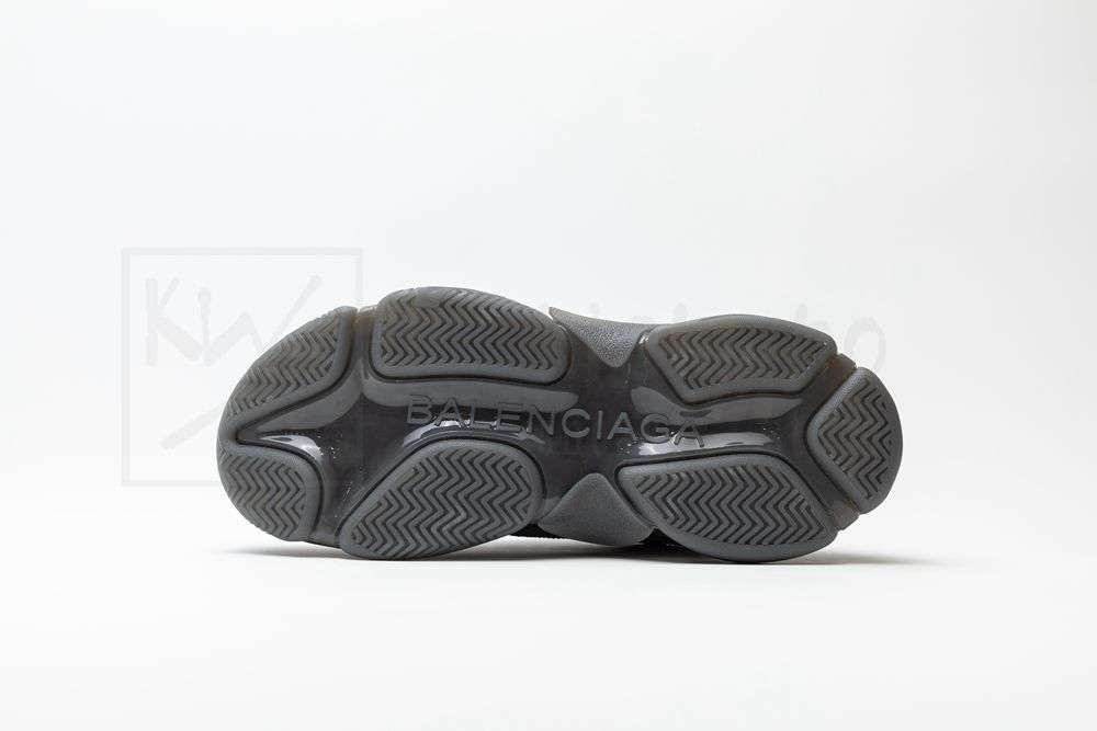 Kickwho Balenciaga Triple S Sneaker 'Clear Sole - Dark Grey' - Image 4