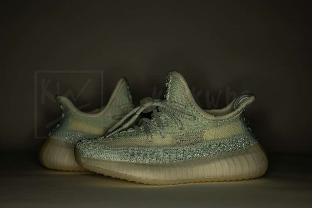 KickWho Yeezy Boost 350 V2 Kids 'Cloud White' Reflective' - Image 7