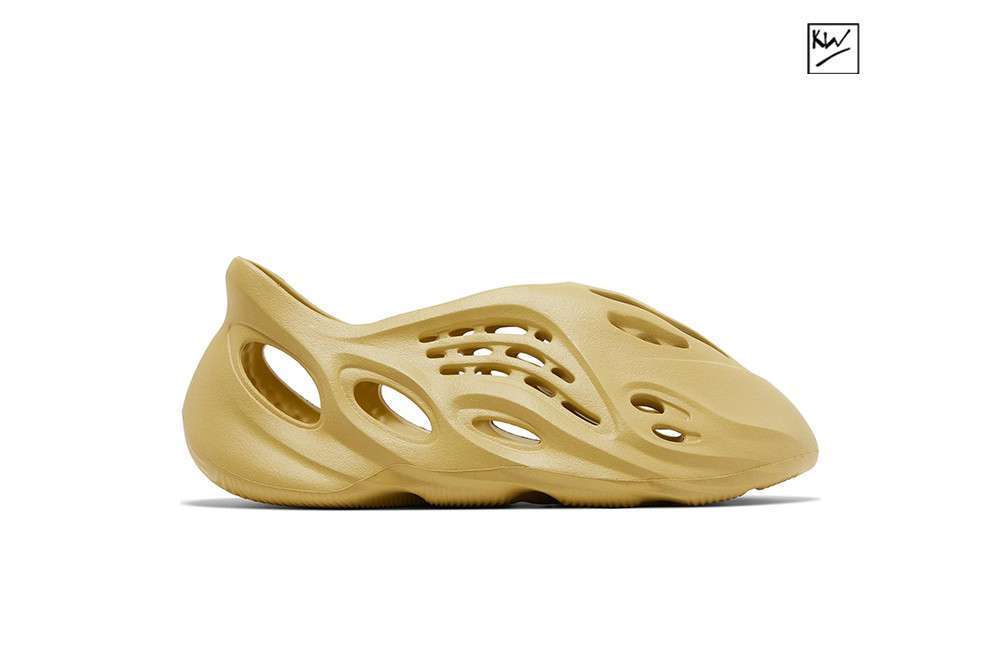 KickWho Yeezy Foam Runner 'Sulfur'