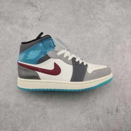 KICKWHO Air Jordan 1 Mid SE