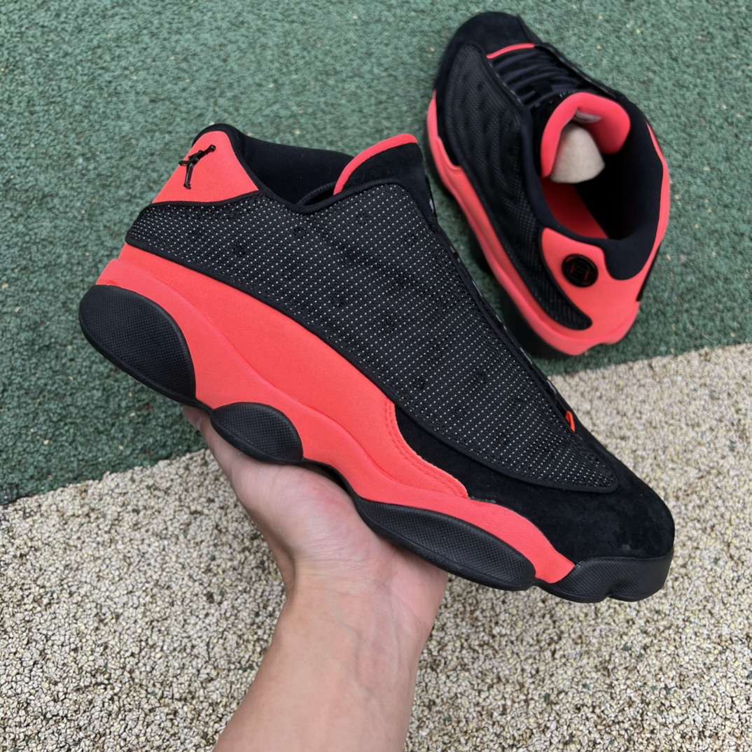 Kickwho Air Jordan 13 low x CLOT