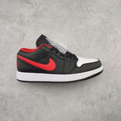 KICKWHO Air Jordan 1 Low "White Toe"