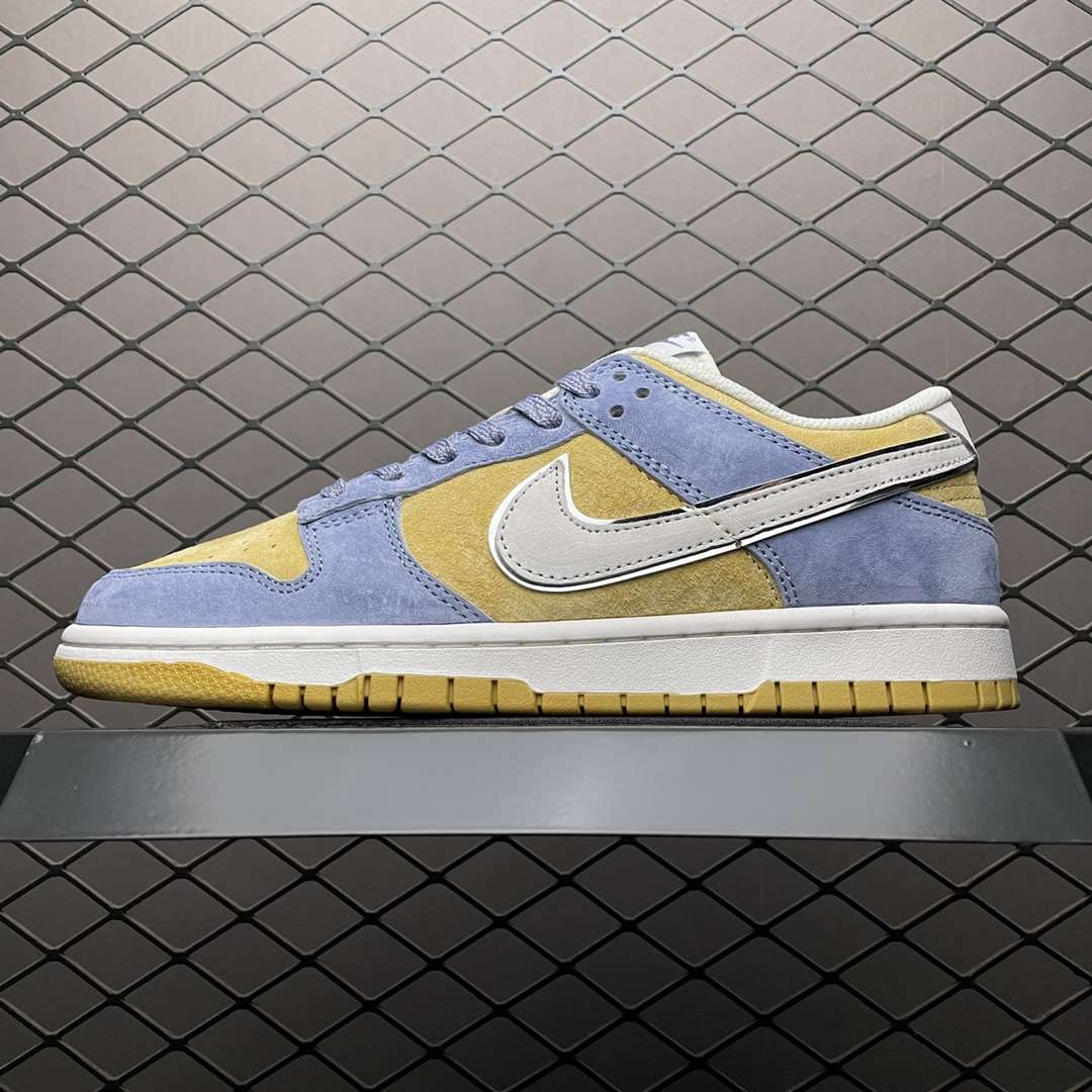 Kickswho Otomo Katsuhiro x NK Dunk Low