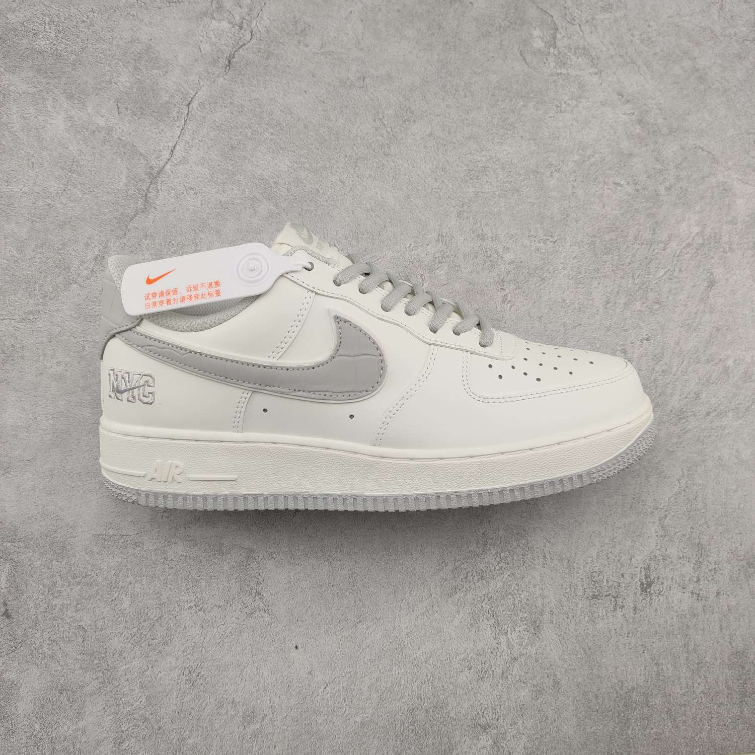 KICKWHO Nike Air Force 1 '07 Low