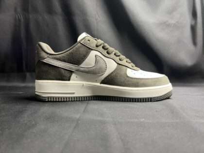 KICKWHO Nike Air Force 1 07 Low Dark Grey Brown White