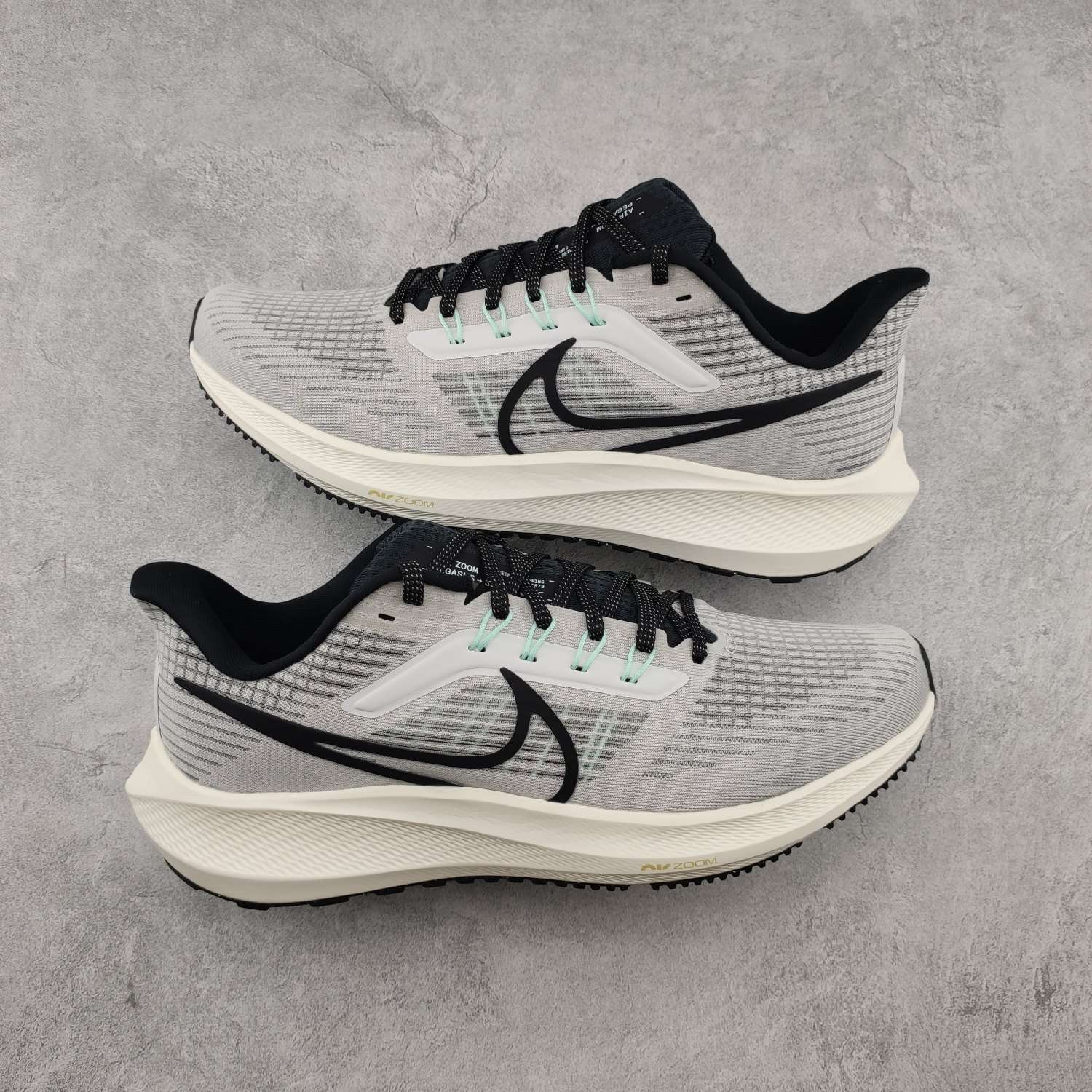 KICKWHO Nike Zoom Pegasus 39 - Image 2