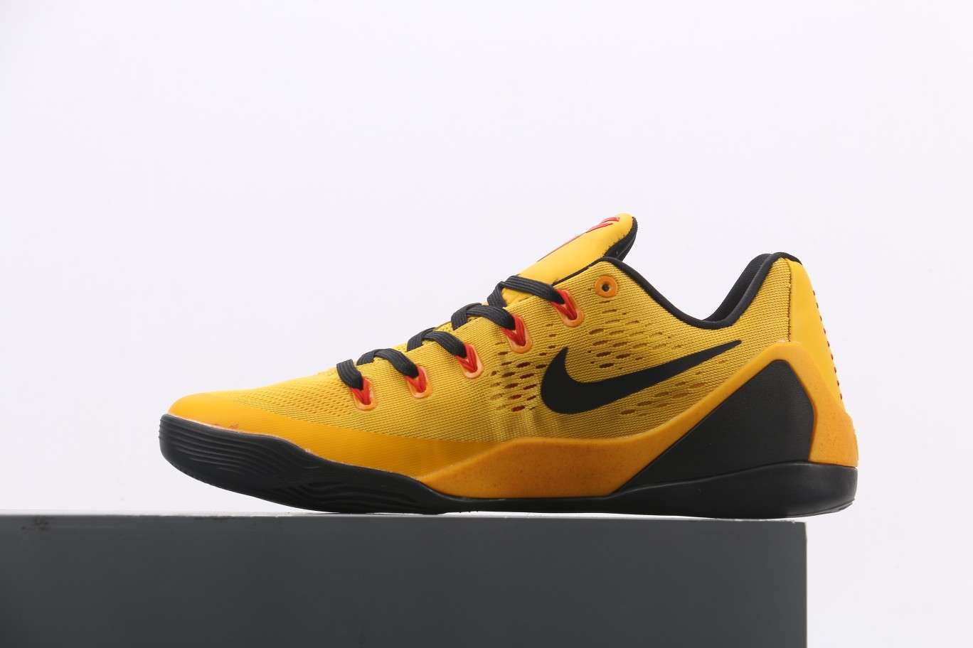 KICKWHO Nike Zoom Kobe IX 9 - Image 2