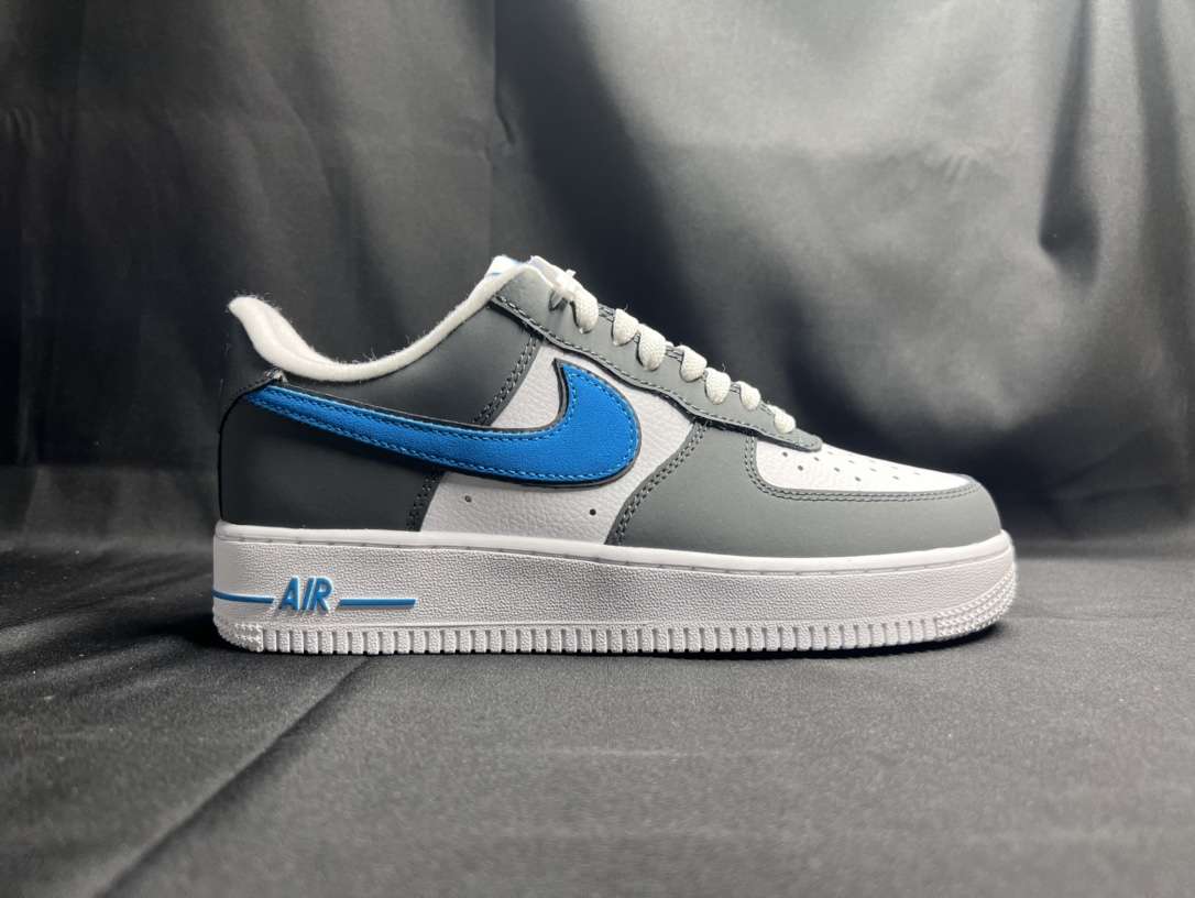 KICKWHO Nike Air Force 1' 07 Low - Image 2