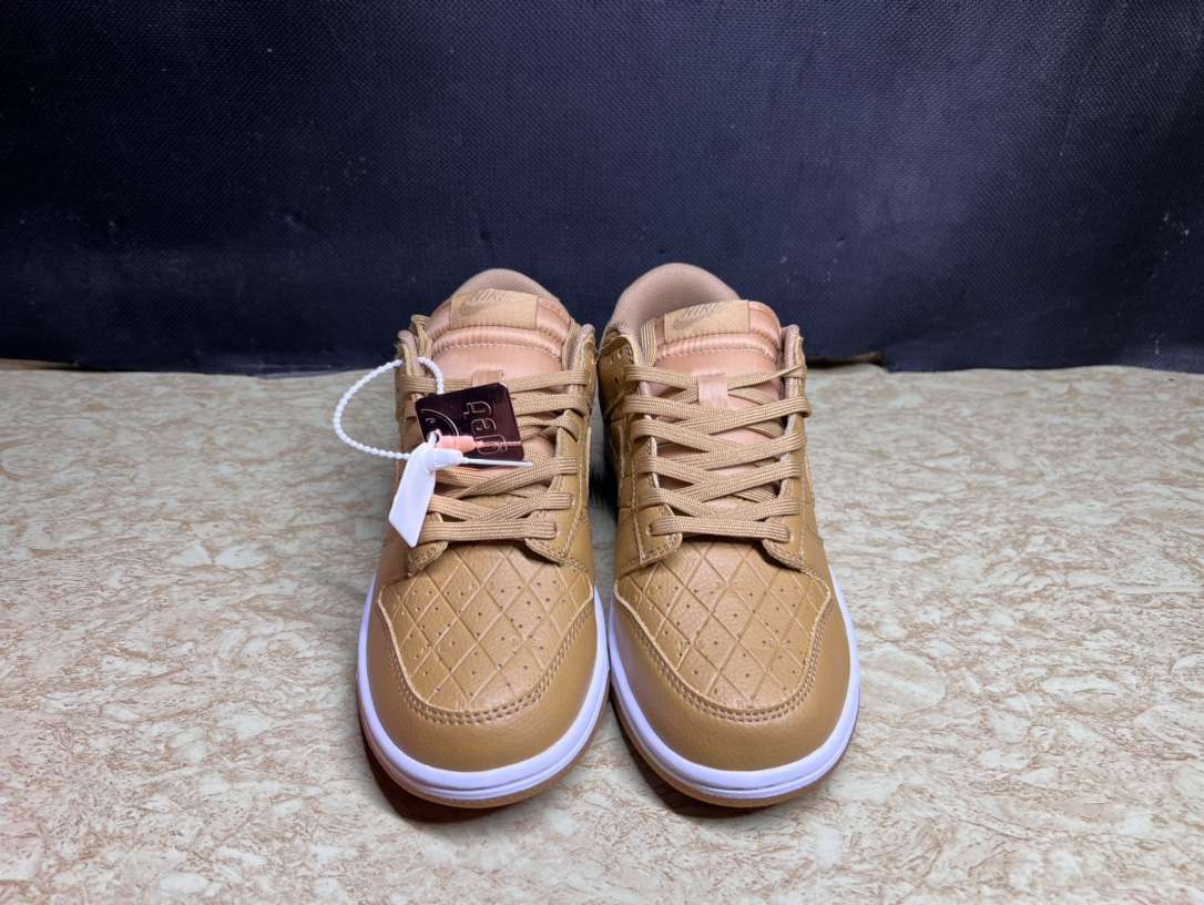 Kickswho Nike SB Dunk Low SB - Image 4