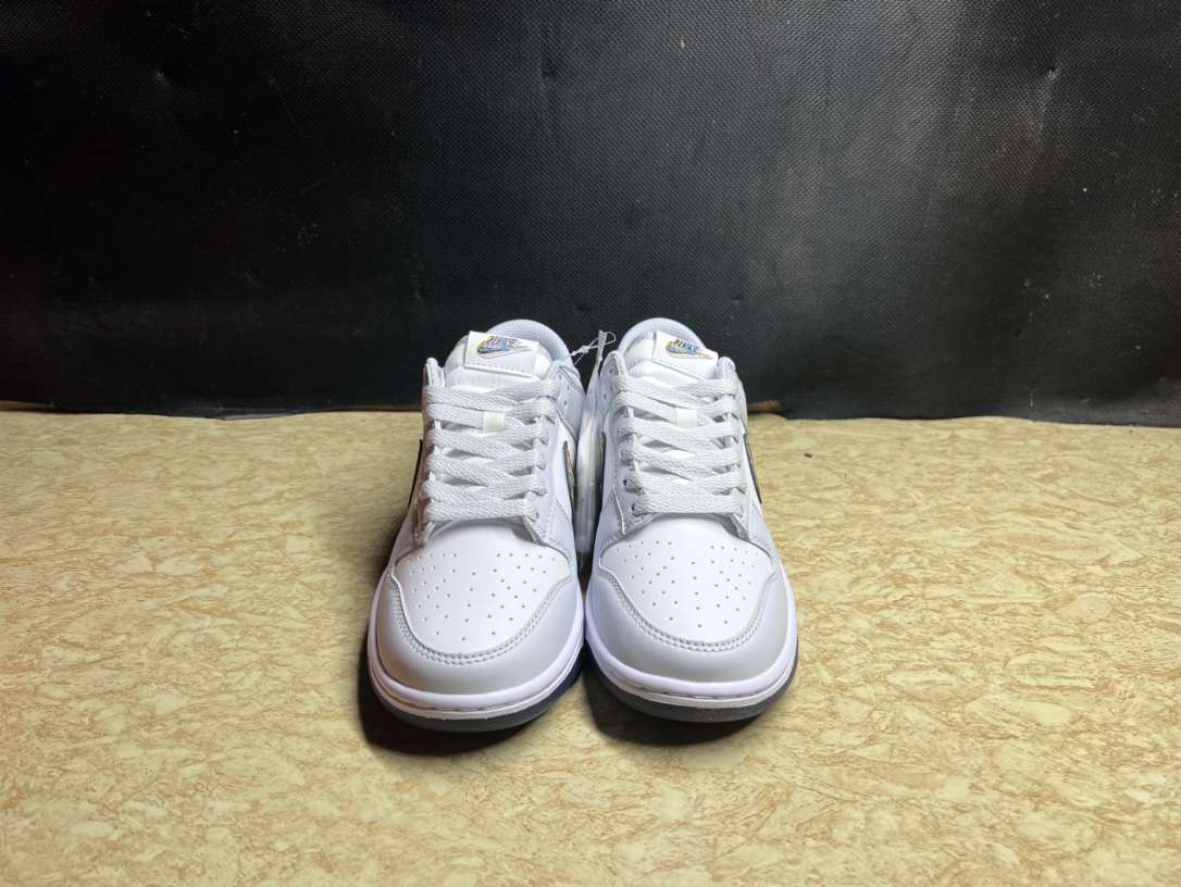 Kickswho Nike SB Dunk Low '3D Swoosh' - Image 4