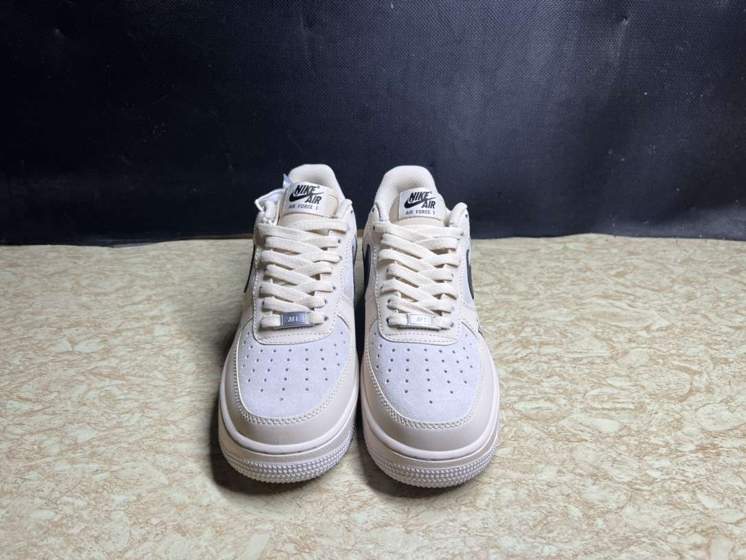 KICKWHO Nike Air Force 1 Low x LV - Image 4
