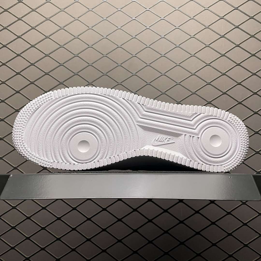 KICKWHO Nike Air Force 1 Low - Image 3