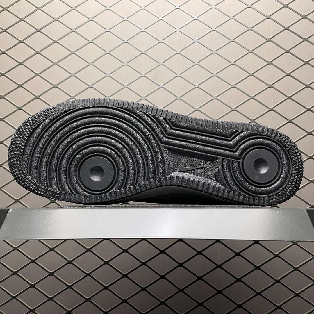 KICKWHO NiKe Air Force 1 07 Low "Black Paisley" - Image 3