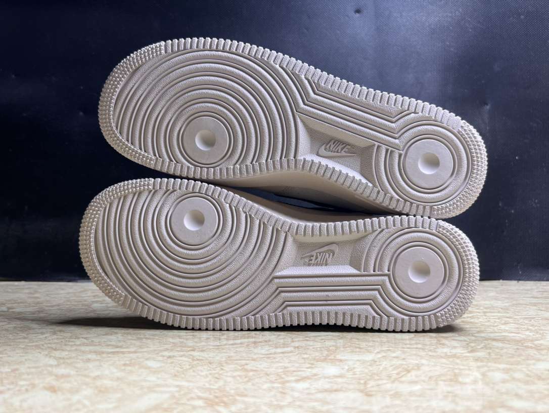 KICKWHO Nike Air Force 1 Low x LV - Image 6