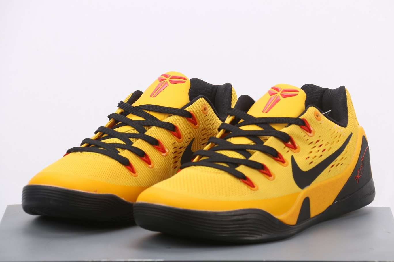 KICKWHO Nike Zoom Kobe IX 9 - Image 4