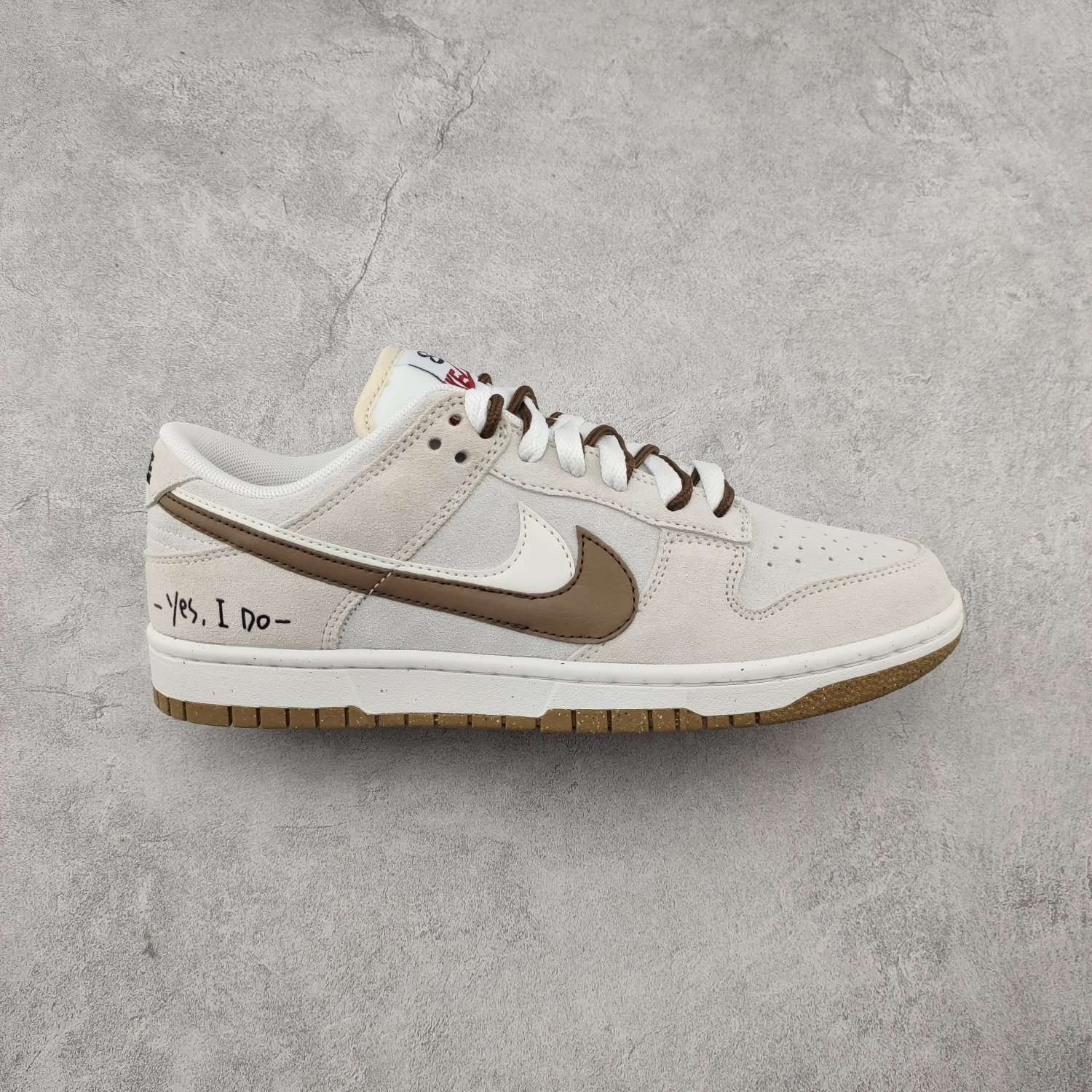 Kickswho Nike Dunk Low SE "85" Brown White