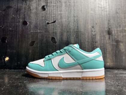 Kickswho Nike SB Dunk Low Bucks White Mint Green