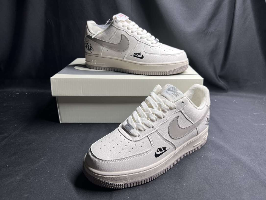 KICKWHO Nike Air Force 1 Low - Image 4