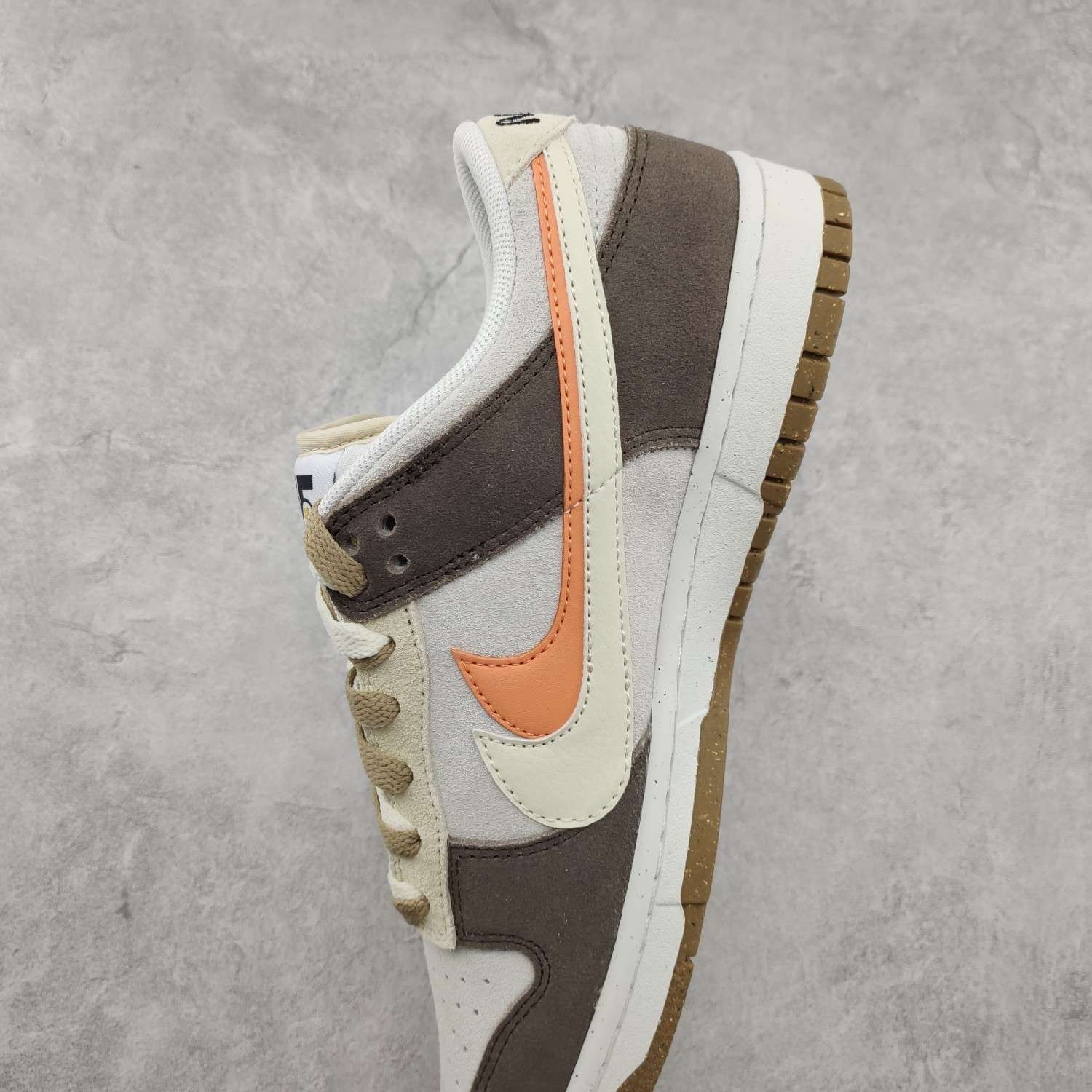 Kickswho Nike SB Zoom Dunk Low 85 Vlad Sneakers - Image 7