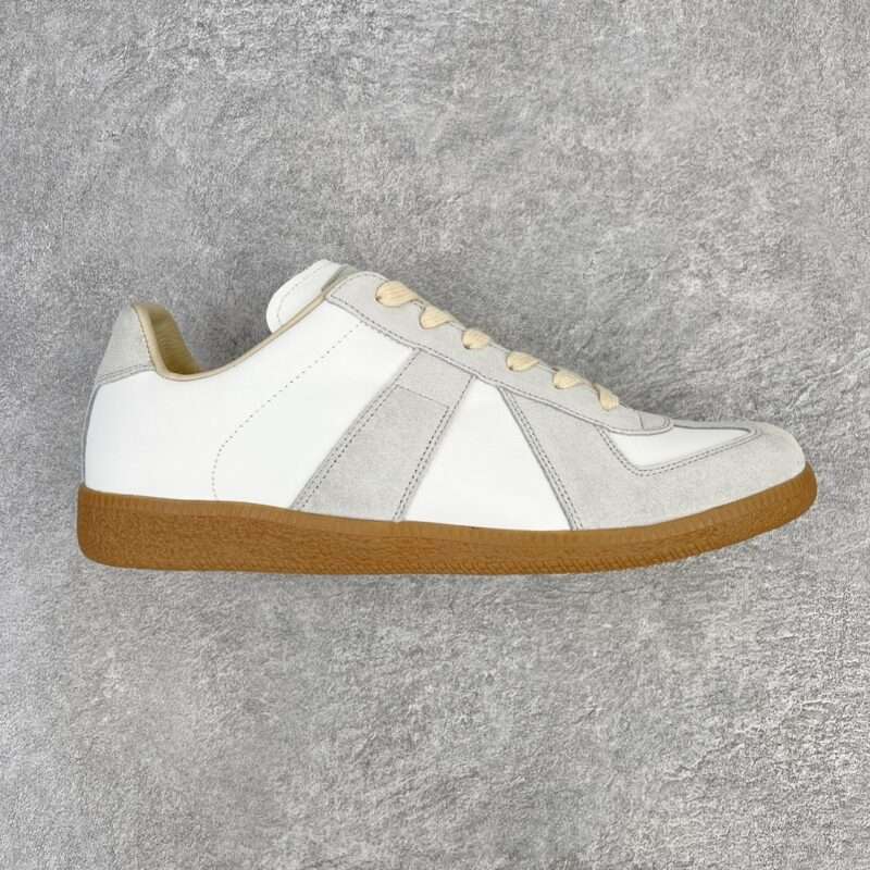 KICKWHO Maison Margiela Calfskin Replica Low-Top Sneakers