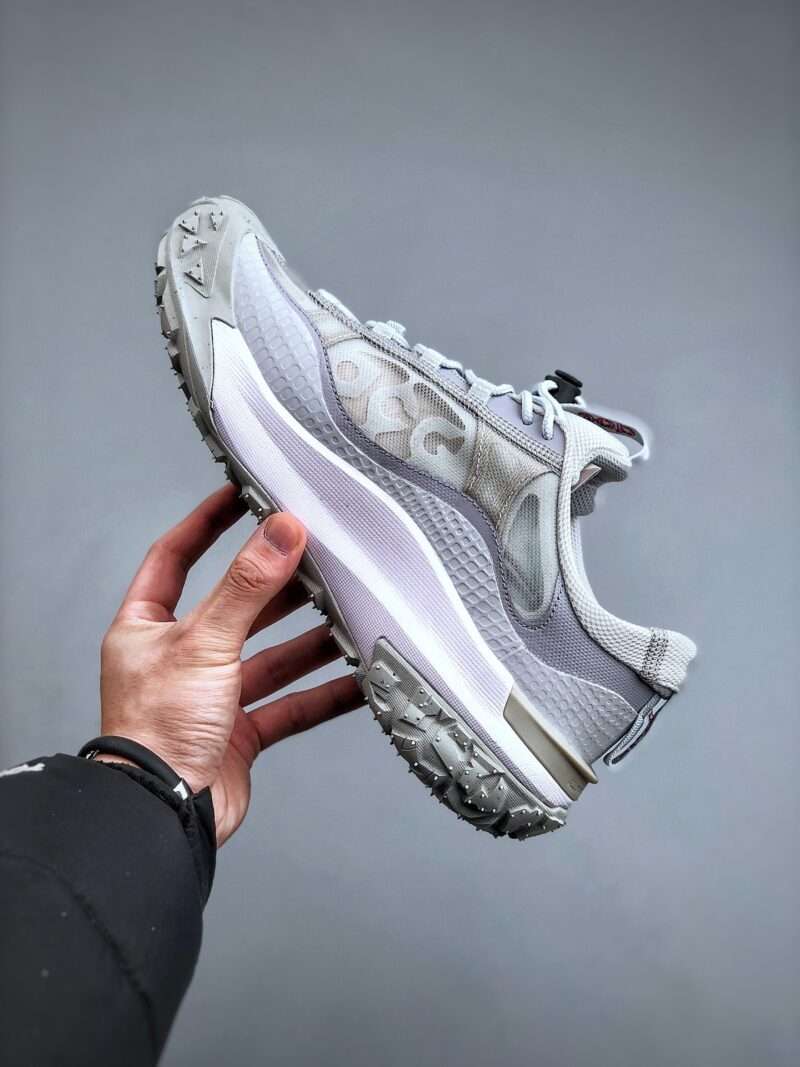 KICKWHO Nike ACG Lowcate DV7903-005 - Image 2