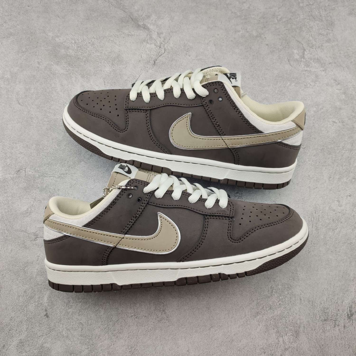 Kickswho Otomo Katsuhiro x Nike SB Dunk Low "Steamboy OST" LF0039-032 - Image 2