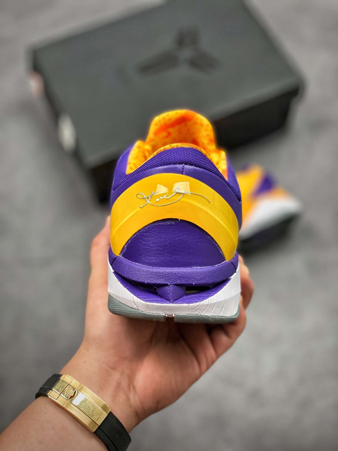 KICKWHO Nike Kobe 7 Yin Yang - Image 3