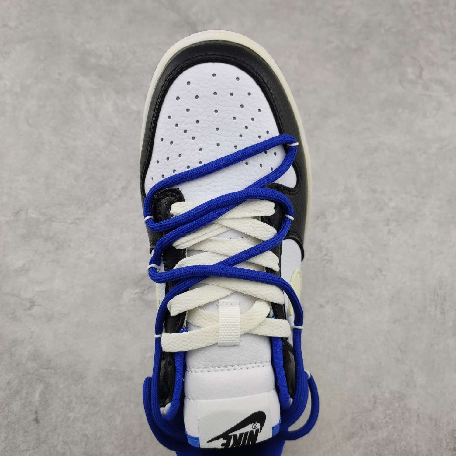 Kickswho Nike SB Dunk Low FD9064-110 - Image 4