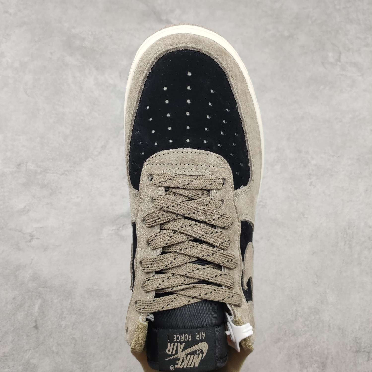 Kickswho AKIRA x Nike Air Force 1'07 Low DB0066-223 - Image 4