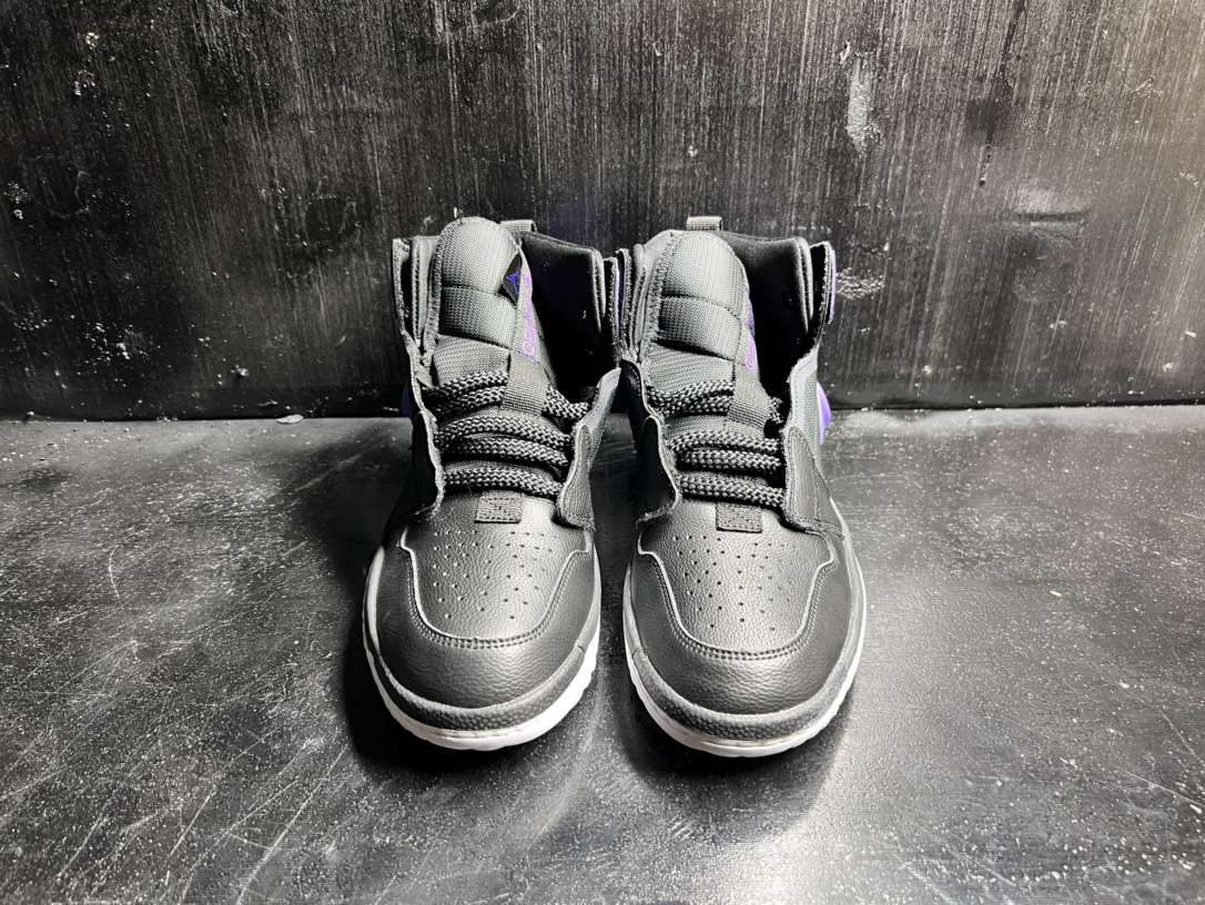 KICKWHO Air Jordan 1 High React - Image 4