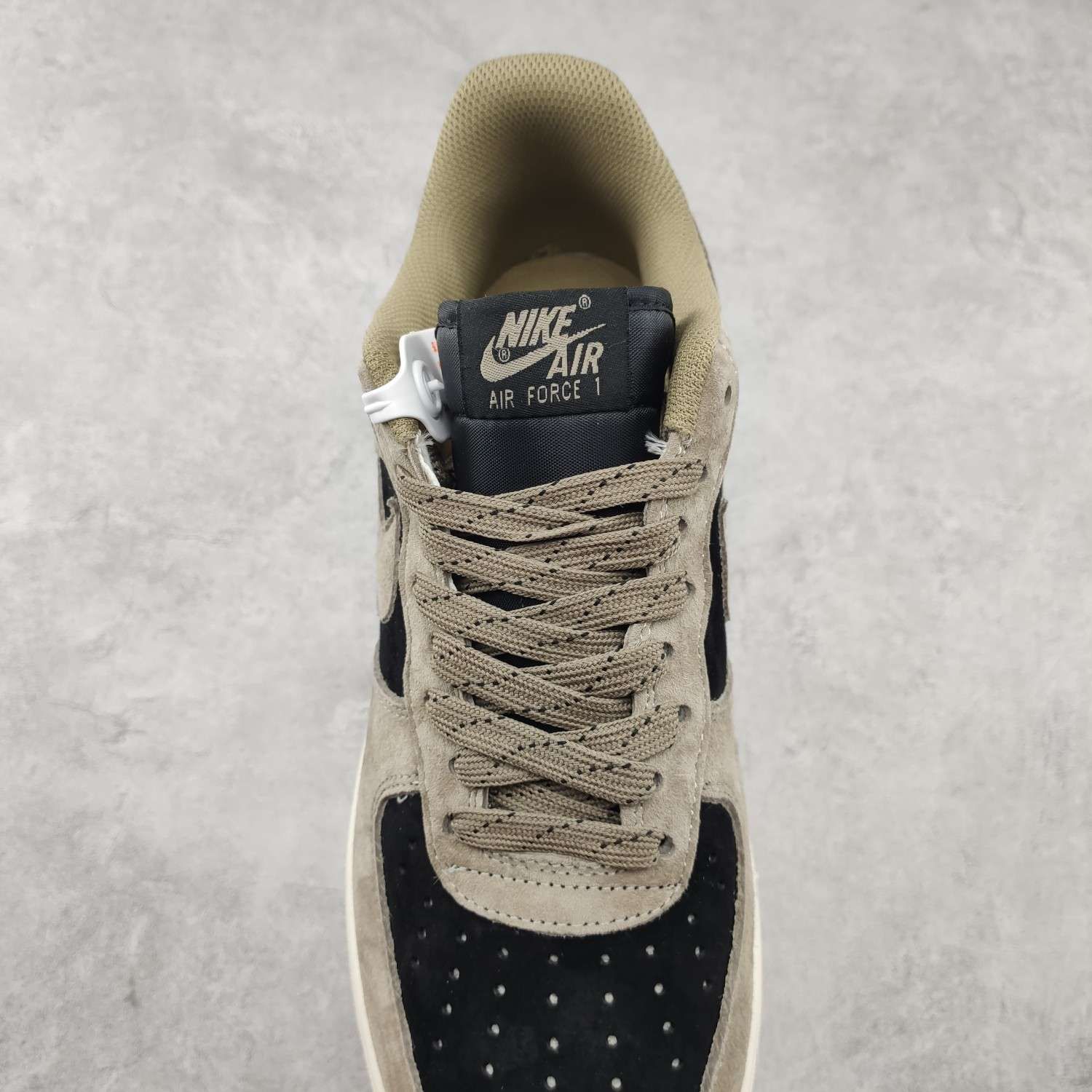 Kickswho AKIRA x Nike Air Force 1'07 Low DB0066-223 - Image 6