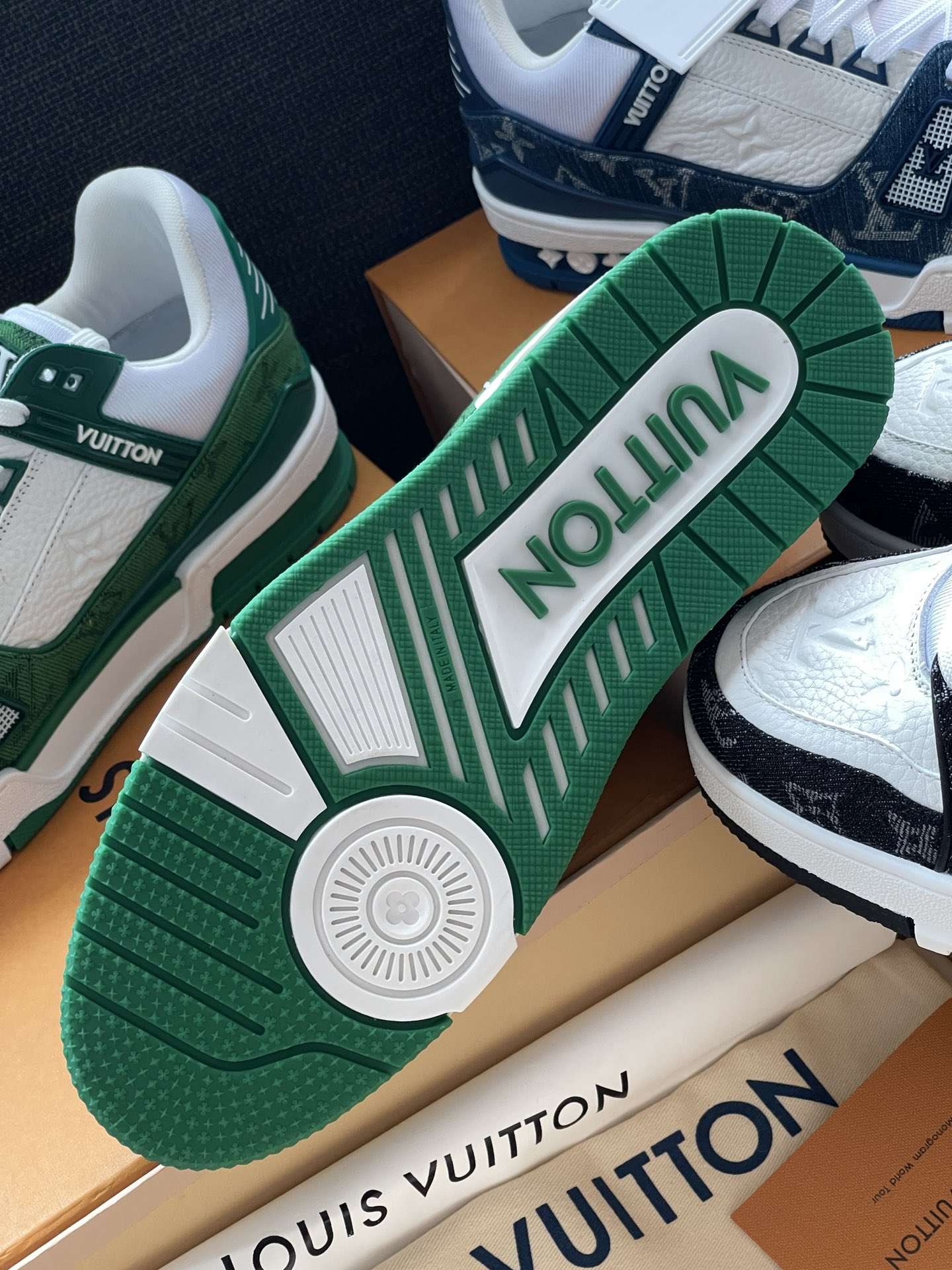 KICKWHO Louis Vuitton Trainer Sneakers Green White - Image 6