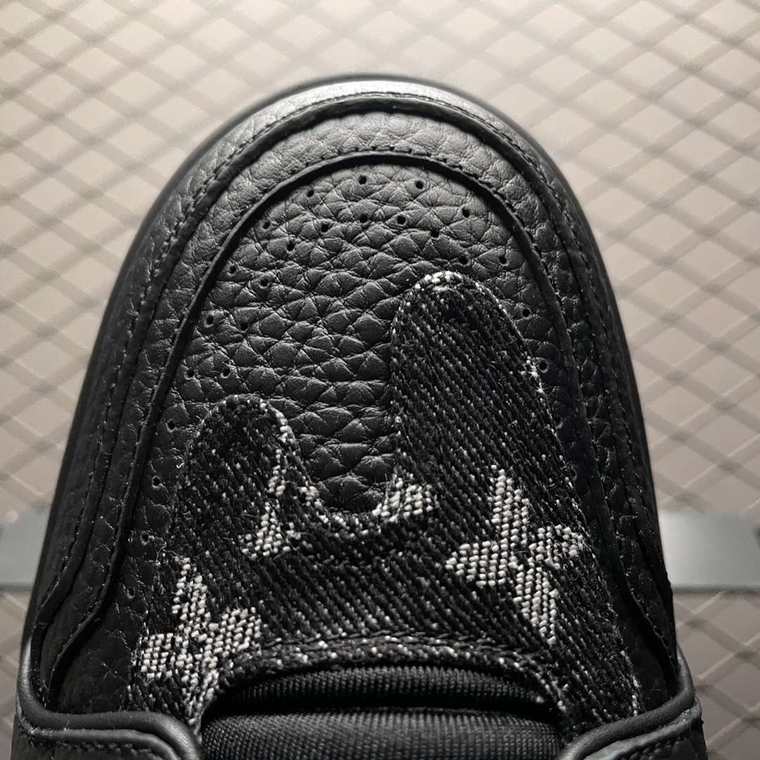 KICKWHO Louis Vuitton Trainer Sneakers Black - Image 7