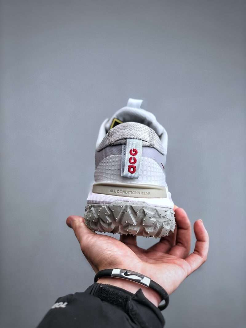 KICKWHO Nike ACG Lowcate DV7903-005 - Image 7