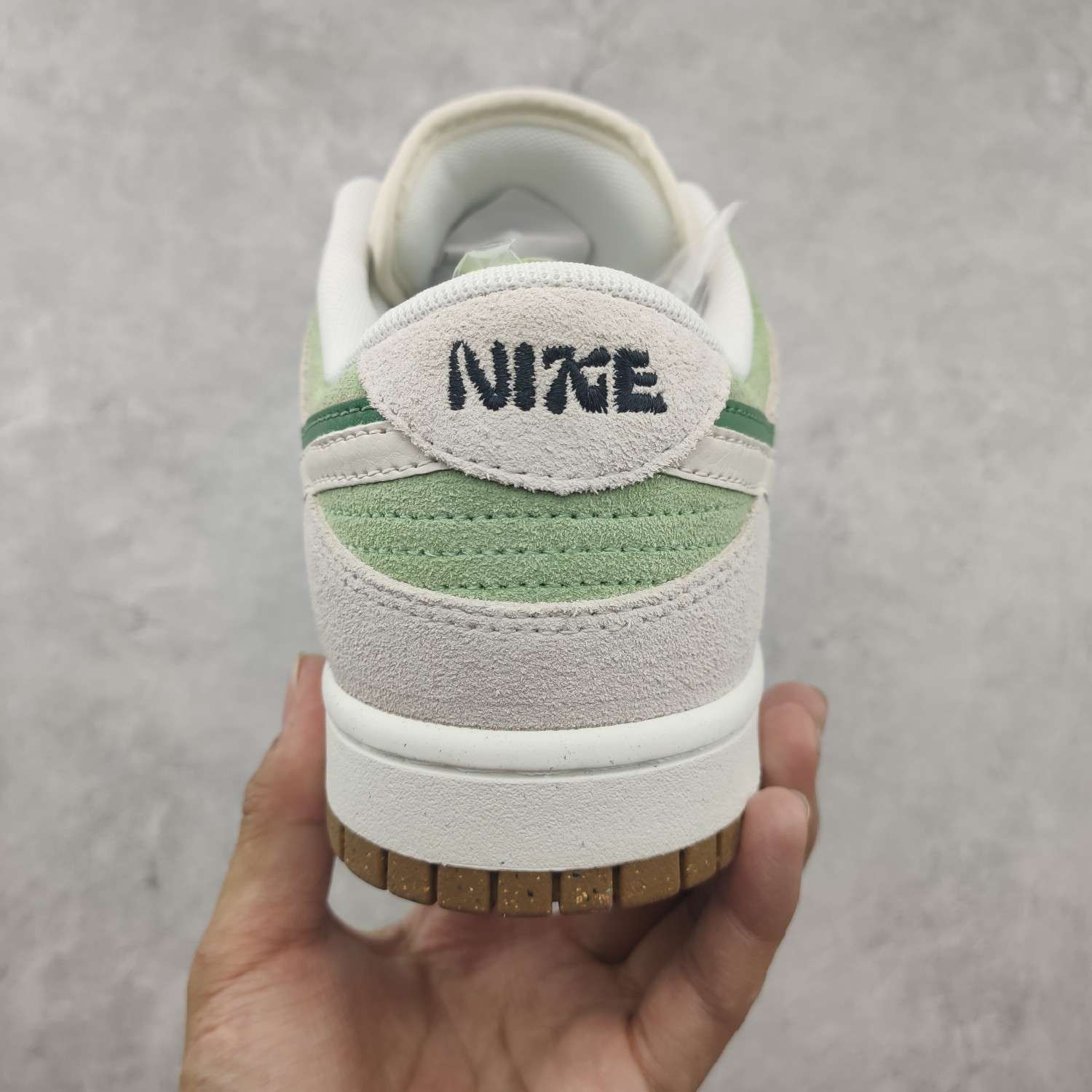 Kickswho Nike SB Dunk Low Swooshes - Image 8