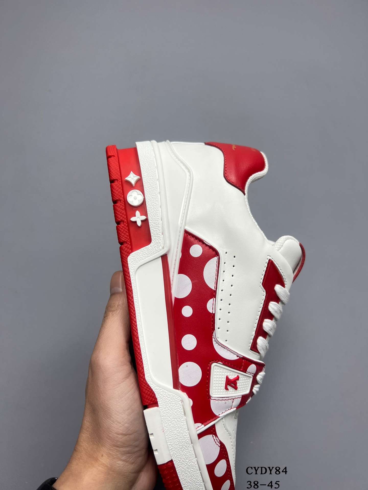 KICKWHO Louis Vuitton Trainer Sneakers Low White Red CYDY84 - Image 9