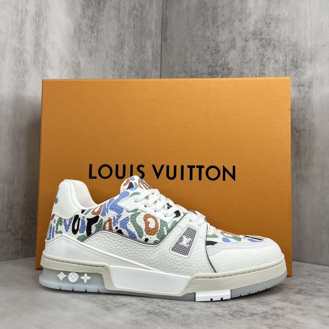 KICKWHO Louis Vuitton Trainer Sneakers White