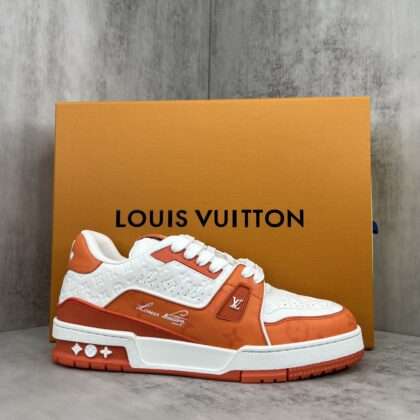KICKWHO Louis Vuitton Trainer Sneakers Orange White