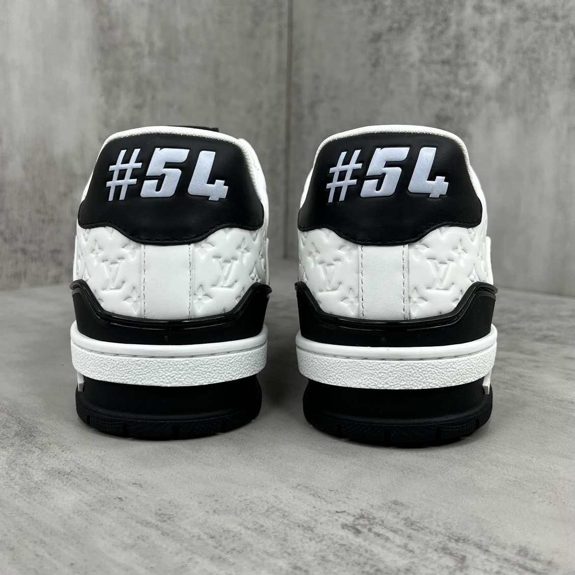 KICKWHO Louis Vuitton Trainer Sneakers Black White - Image 5